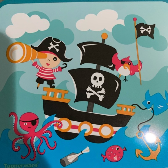 Kids Tupperware Lunch Set - Picture 4 of 7